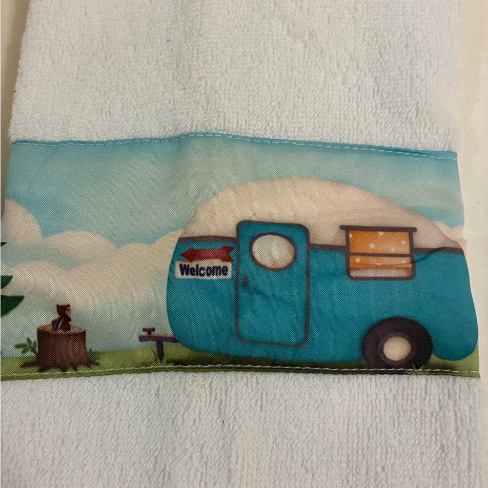 Set 2 White Towels Blue Camper Van Retro Rv Camper Travel Trees NWOT